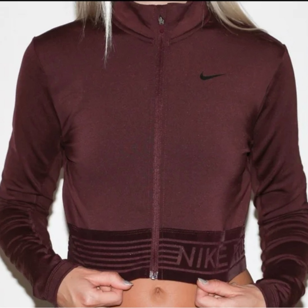 Nike Cropped Jacket